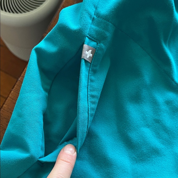 Figs Teal V-Neck Medical Scrub Top - Picture 3 of 4